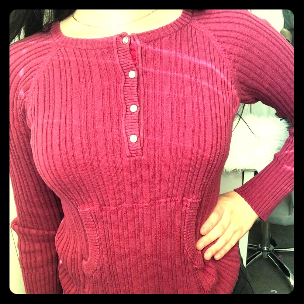 A beautiful small sweatshirt